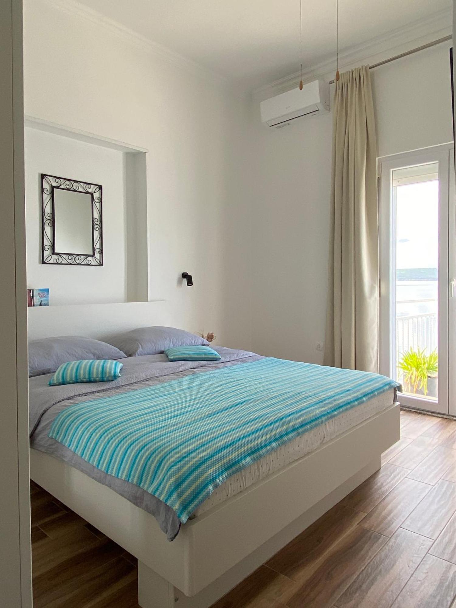 Holiday Beach Apartment ,House Palmasol-1 Maslenica Eksteriør billede