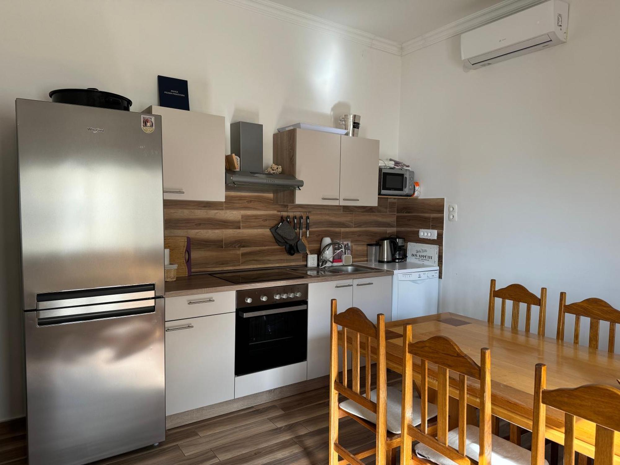 Holiday Beach Apartment ,House Palmasol-1 Maslenica Eksteriør billede